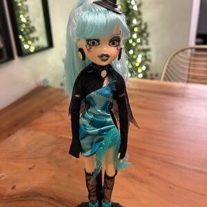 RARE Bratzillaz Witchy Princesses Siernna Bratz